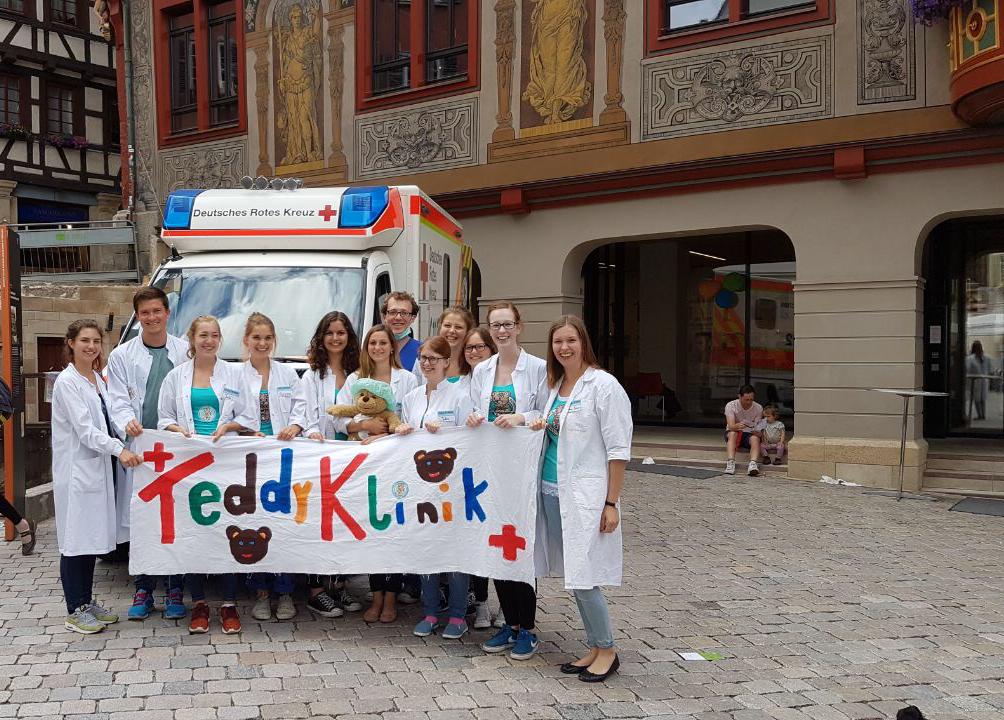 https://www.teddyklinik-tuebingen.de/wp-content/uploads/2021/02/team.jpeg